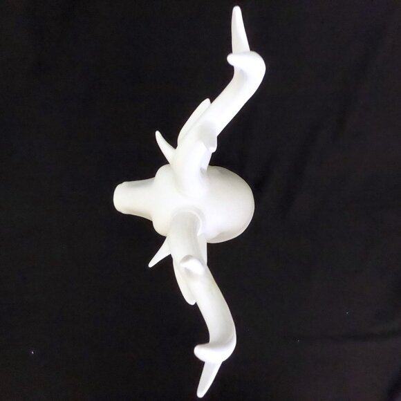 NEW 15” PORCELAIN WHITE STAG DEER ANTLERS HEAD TABLE TOP PORCELAIN STATUE - Picture 9 of 12